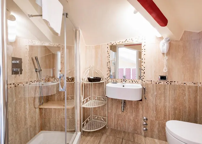 Guest house La Dependance Menaggio