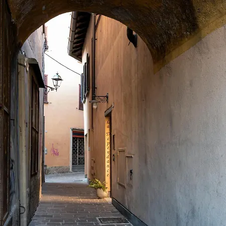 Guest house La Dependance Menaggio